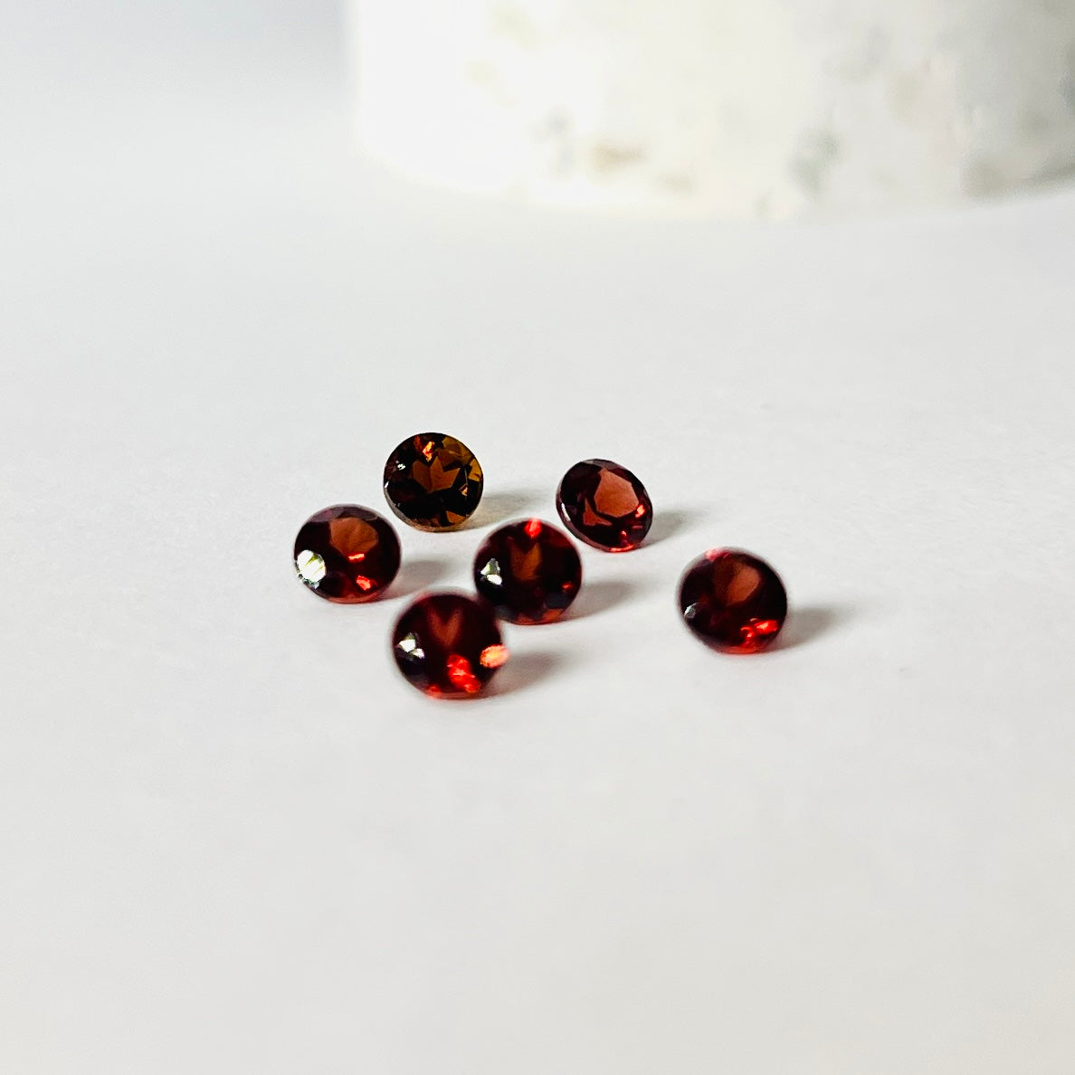 Garnet Facet - 4mm Round Cut