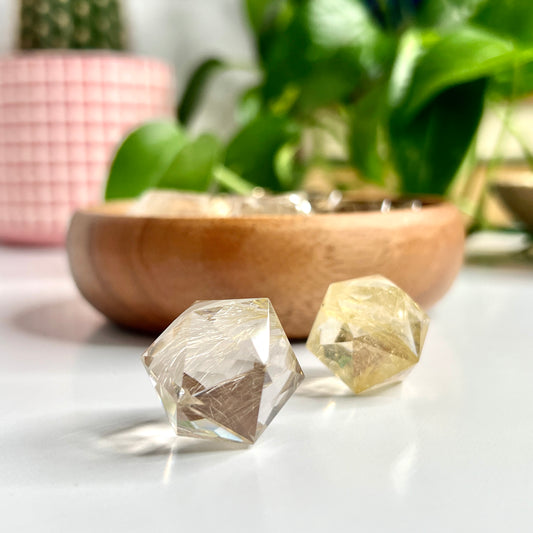 High Quality Rutile Quartz Polyhedron